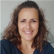 Soy una persona activa que conecto con los jóvenes. Me gustaría dar clase a mayores de 10-11 años